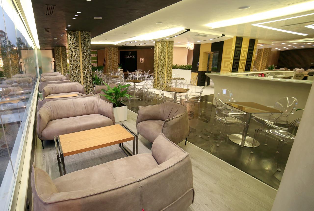 Hotel Palace Vlorë Buitenkant foto